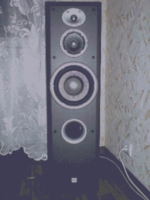 JBL E60.jpg